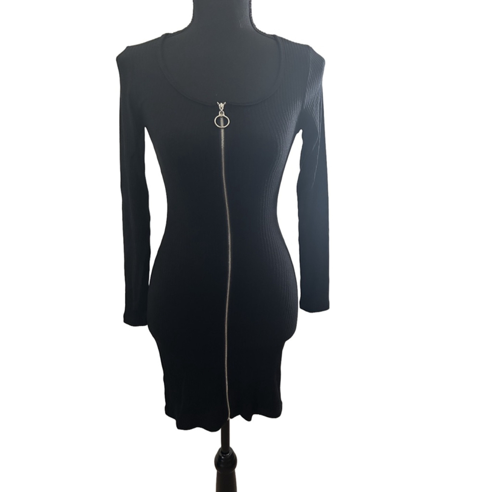 NWOT Women's Olivaceous Dress Size S Black